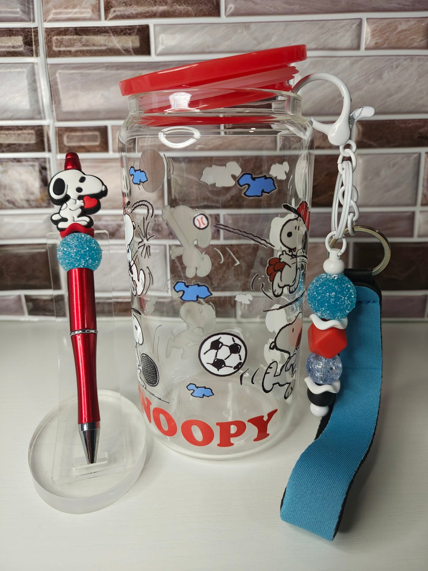 16oz Libby Snoopy Soccer Set